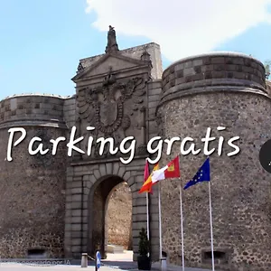 Apartment Apartamentos,puerta De Bisagra-parking Gratis